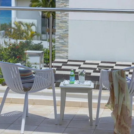 Sunrise Beach Villa